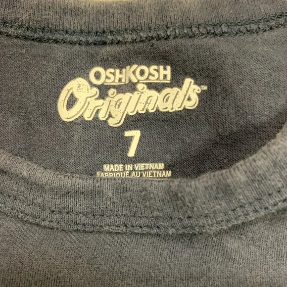 🌿 {OshKosh} “Still Living With My Parents” Tee 7 - Picture 4 of 6